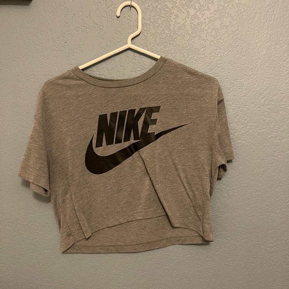 Nike t-shirt